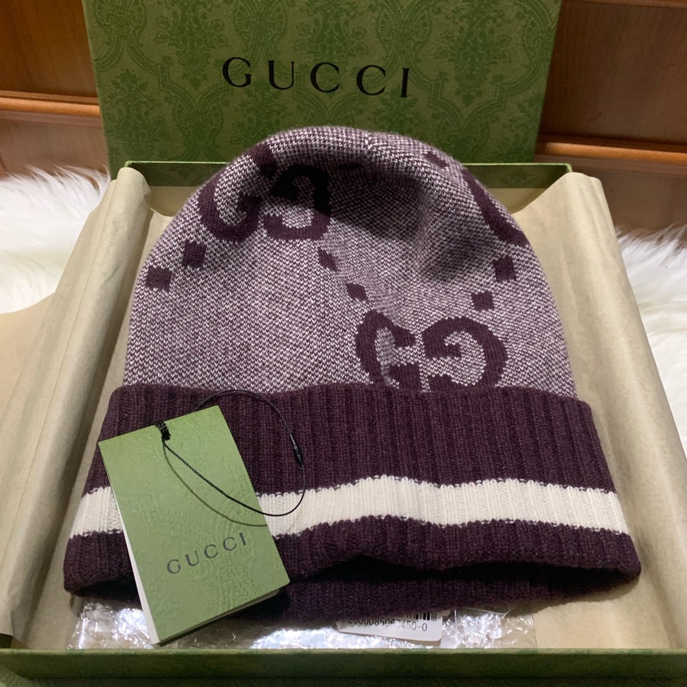 💫🎁💝Brand New GUCCI Wool Beanie / Toque 
Medium Size or 58cm ❤️ - UNISEX